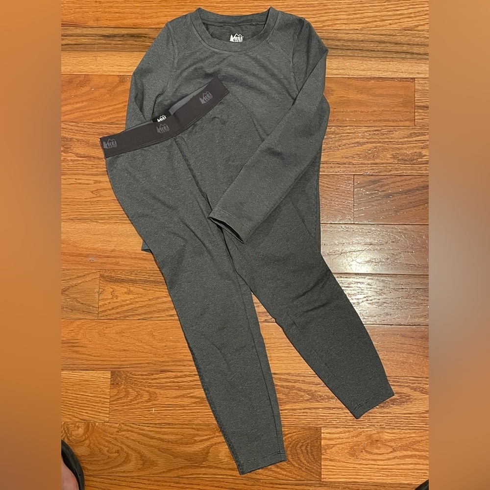 REI Gray Jogger Pajamas with Elastic Cuffs